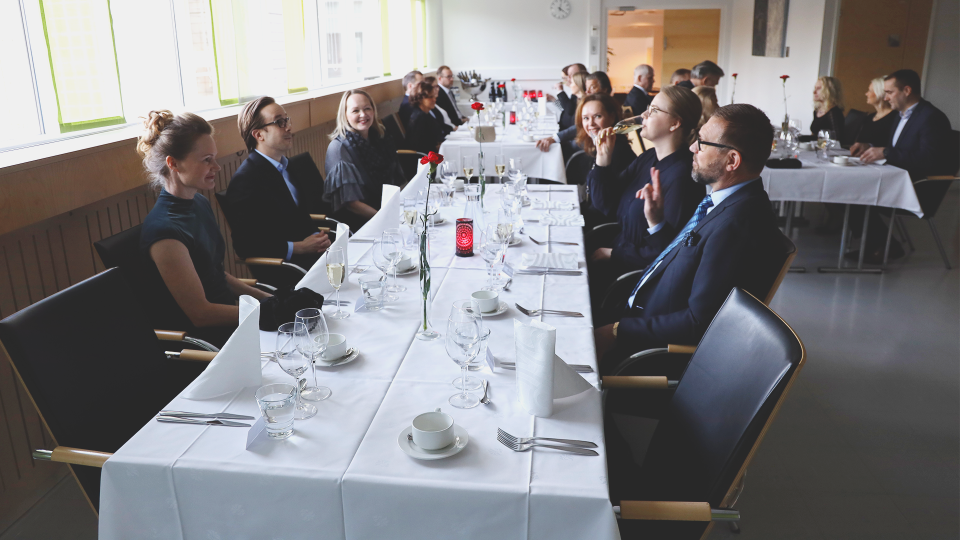 Tampere-talo kokoustila Aaria illallinen
