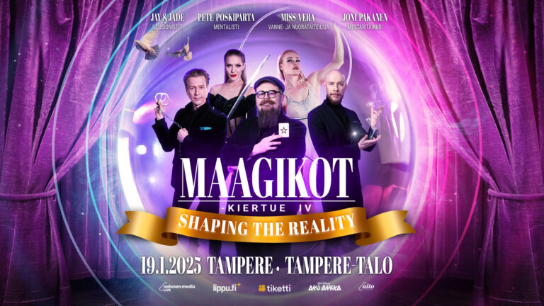 Maagikkojen esiintyjät violetin sävyisellä lavasteissa