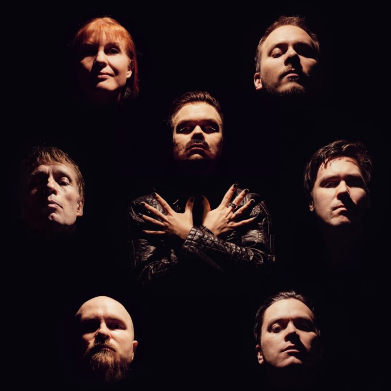 The Miracle - A Night With Queen