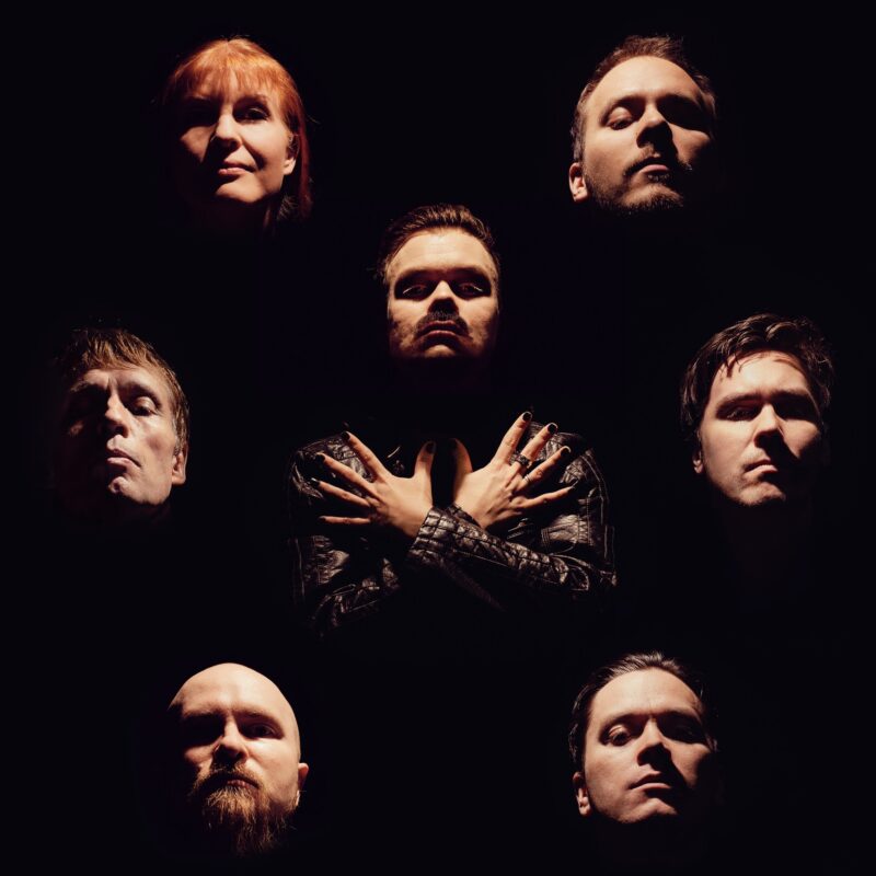 The Miracle - A Night With Queen