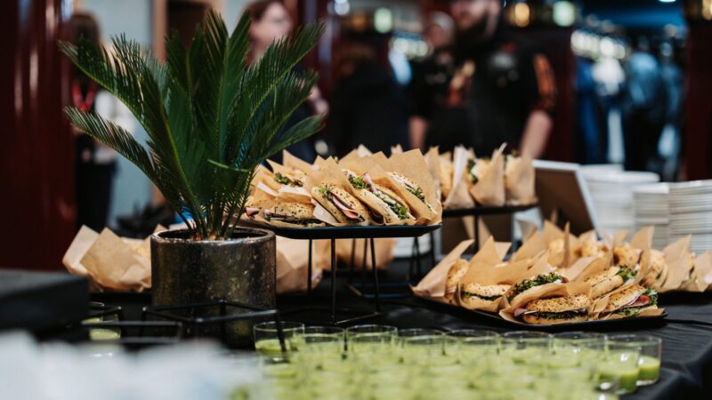 Close-up of catering at Tuulensuu Palace – sandwiches and green smoothies served for the event guests.