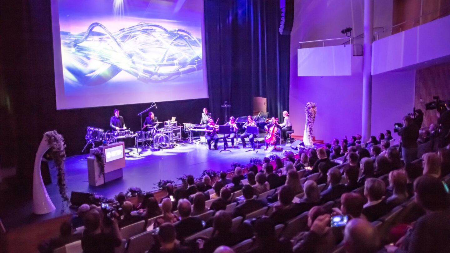 Pienen salin tekniikkaratkaisu