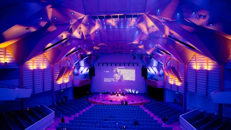 Tampere-talon Ison salin tekniikka ratkaisu