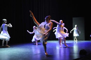 Pirkanmaan tanssiopiston tanssinäytös