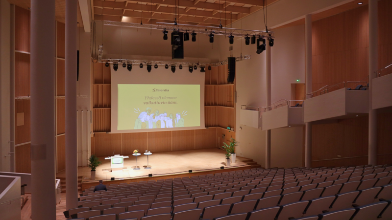 Pienen salin tekniikkaratkaisu Tampere-talossa