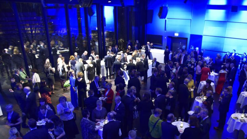 Pikkujoulut Tampere-talon Maestro-salissa