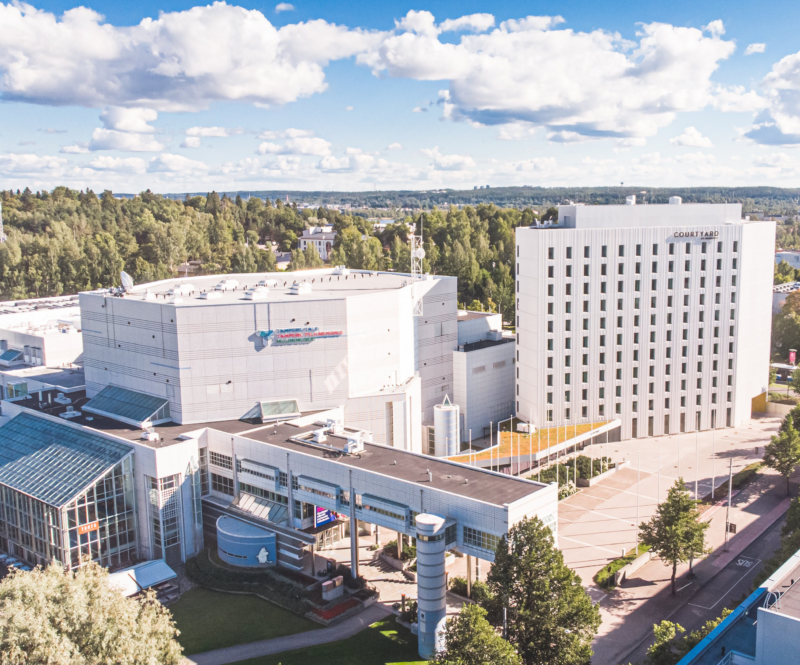 Tampere-talo ulkoa päin kuvattuna. Kuva: Laura Vanzo